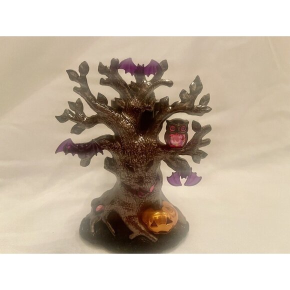 Bath & Body Works 2022 HALLOWEEN HAUNTED TREE Wallflower Plug in Night Light - Picture 3 of 3